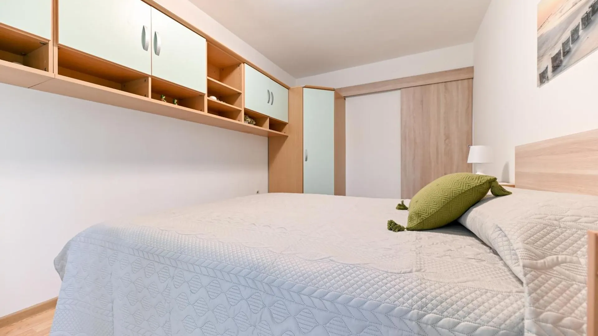 Apartment Lucian Zára