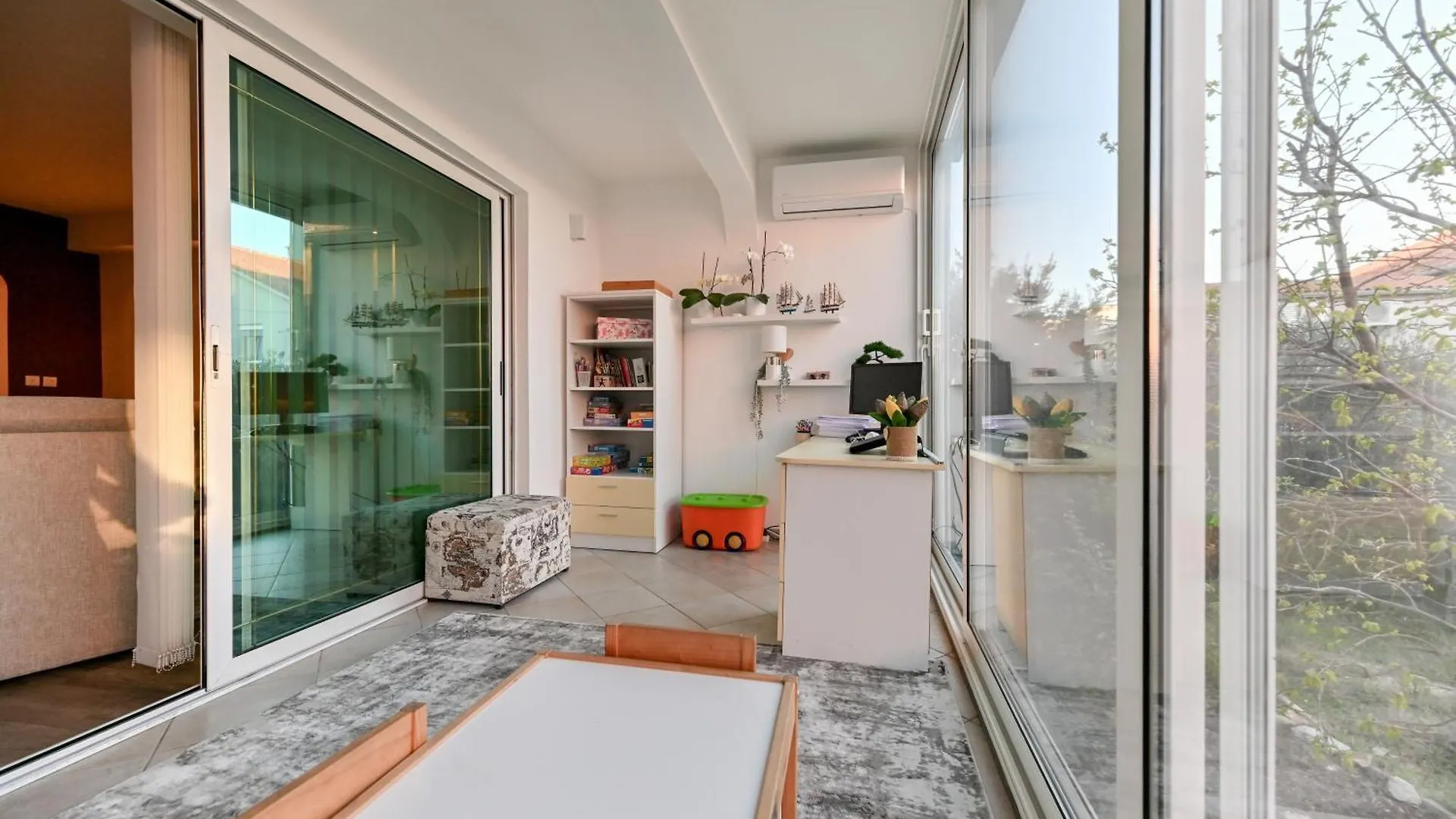 Apartment Lucian Zára