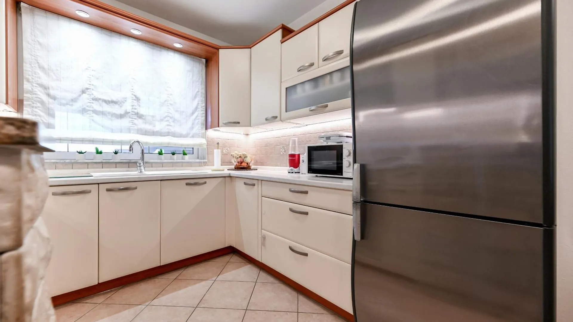 Apartment Lucian Zára